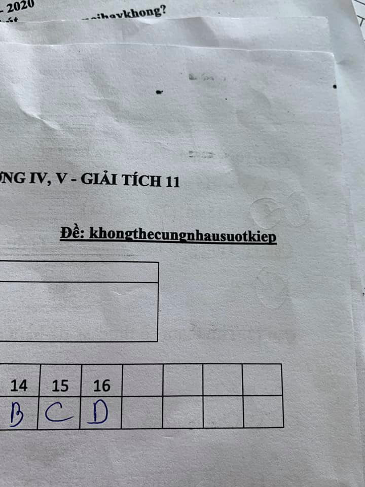 Nhìn vào mã đề bài kiểm tra toán 1 tiết, cả lớp cười ngất vì độ bắt trend của thầy quá nhanh và quá đỉnh - Ảnh 3.