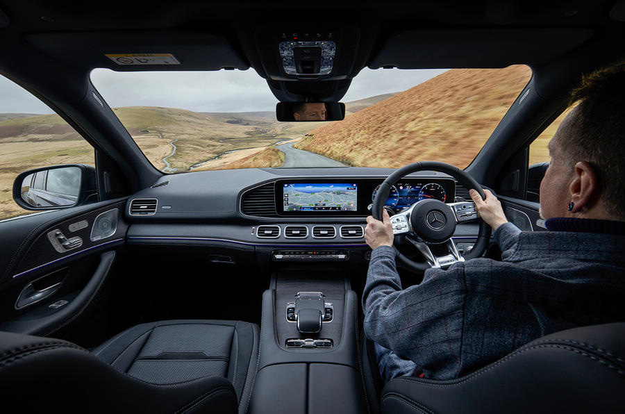 Mercedes-Benz bán option lãi ngang bán xe - Ảnh 1. Mercedes-Benz bán option lãi ngang bán xe - Ảnh 1.