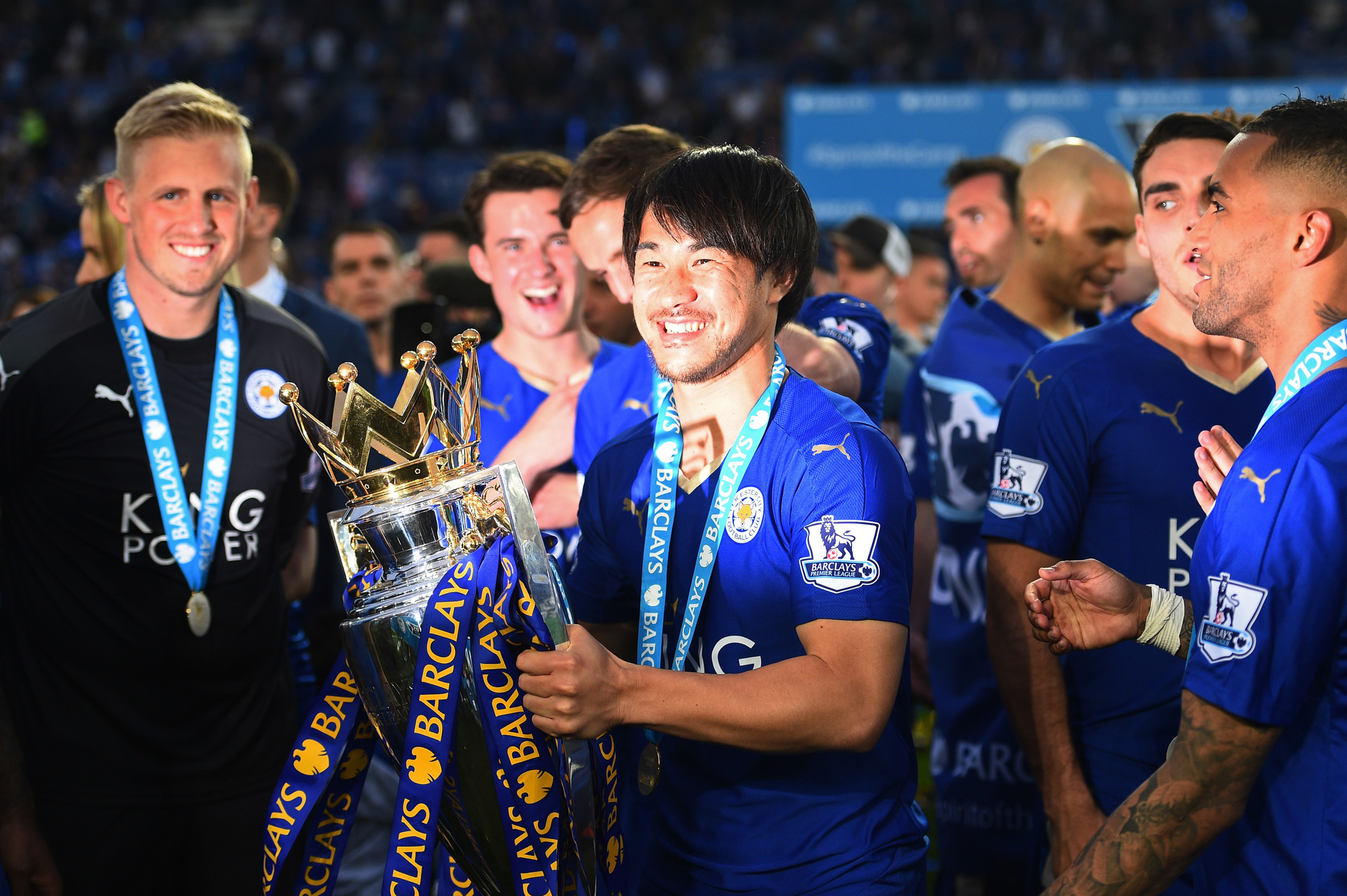 Shinji Okazaki, người hùng bình dị băng qua hai thế giới - Ảnh 1.