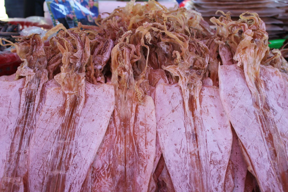 Rủ nhau mua mực khô Cô Tô chị em cẩn thận kẻo mua phải hàng kém chất lượng - Ảnh 4.