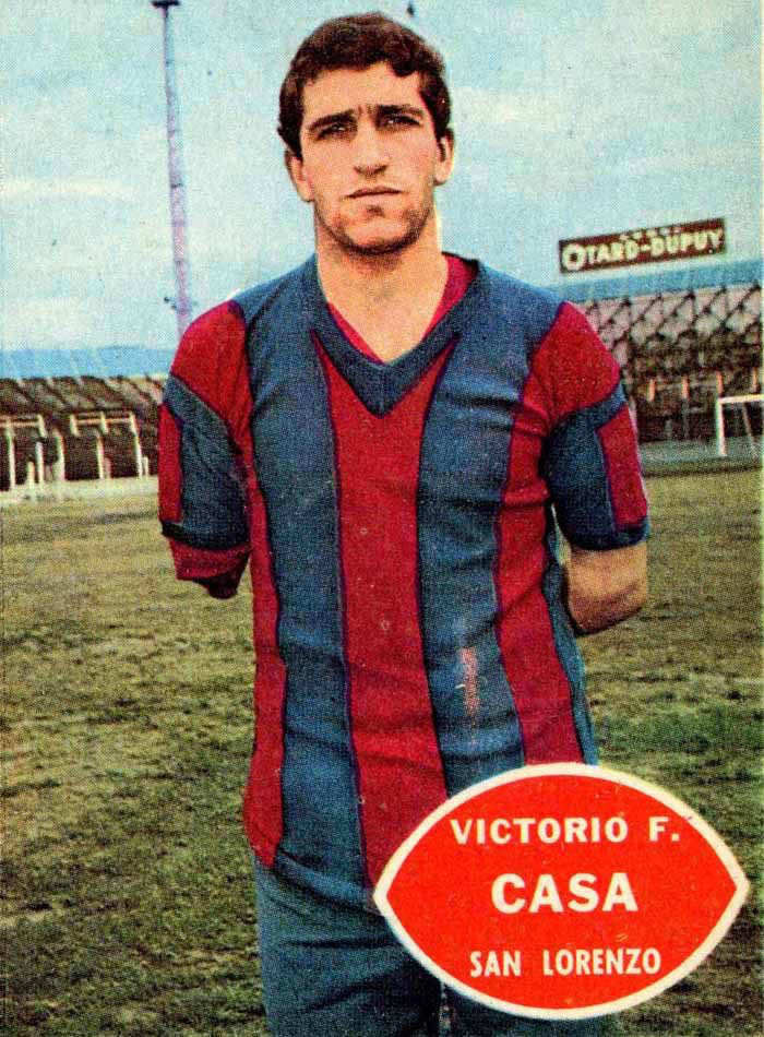Victorio Casa và câu chuyện phi thường về một cầu thủ bóng đá cụt tay vì một… trận mưa - Ảnh 3.