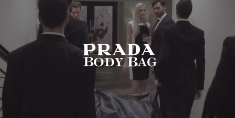 ‘Prada Body Bag’ – chiếc ‘túi hiệu’ cuối cùng bạn cần trong đời và thông điệp ẩn giấu bên trong - Ảnh 2.