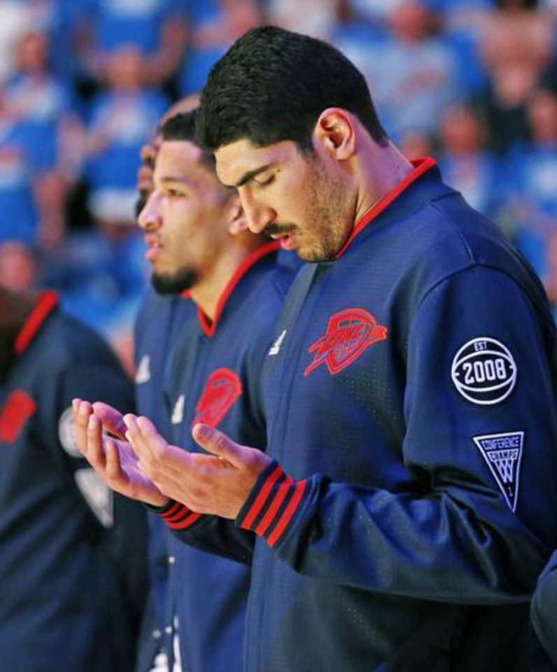 Nhân ngày của cha, Enes Kanter càng vui hơn bội phần khi phụ thân của anh được ra tù trước thời hạn - Ảnh 3.