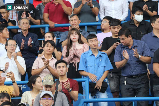 Huỳnh Anh gửi thông điệp ấm áp, ẩn ý nói không rời đi vào lúc Quang Hải cần mình nhất - Ảnh 1. Huỳnh Anh gửi thông điệp ấm áp, ẩn ý nói không rời đi vào lúc Quang Hải cần mình nhất - Ảnh 1.