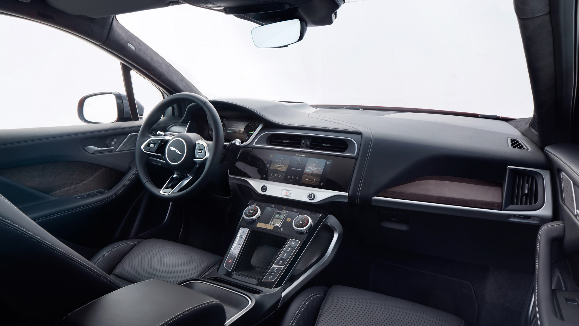 Ra mắt Jaguar I-Pace 2020: Nâng cấp nhỏ giọt nhưng đủ dùng - Ảnh 1.
