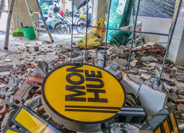 Huy Nhật giao dịch '3 không', ‘xẻ’ nát 1.390 tỉ đồng vốn của Món Huế - Ảnh 1.