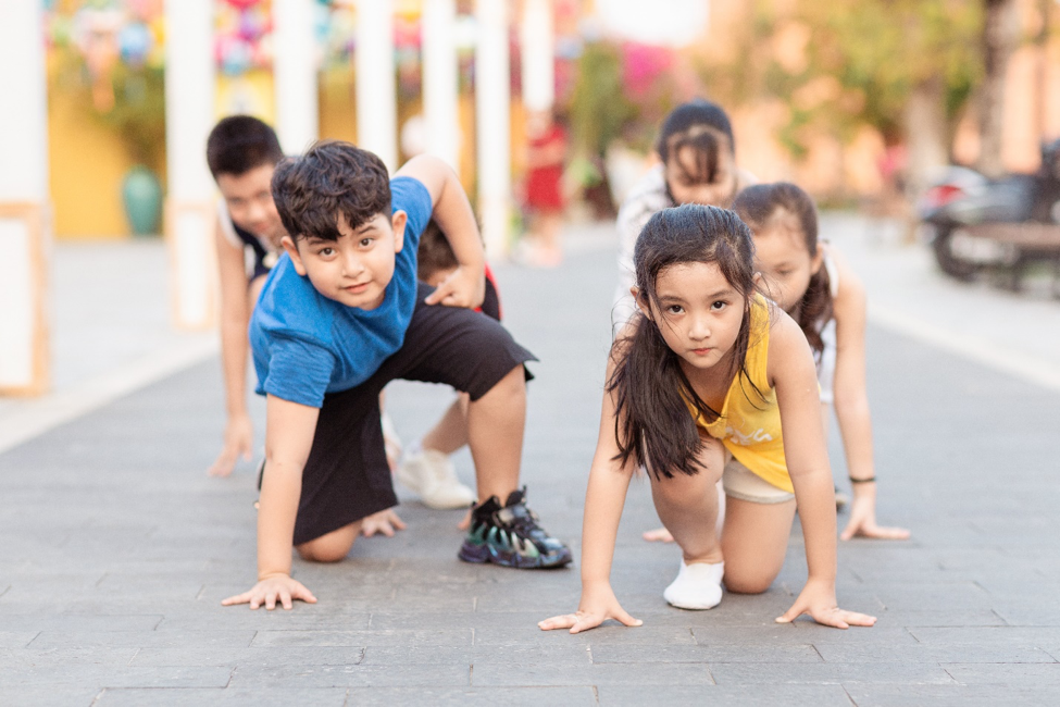 Nghiên cứu khoa học: Chạy bộ giúp trẻ phát triển toàn diện - Tăng mật độ xương, cải thiện khả năng học tập và hình thành lối sống tích cực - Ảnh 2.
