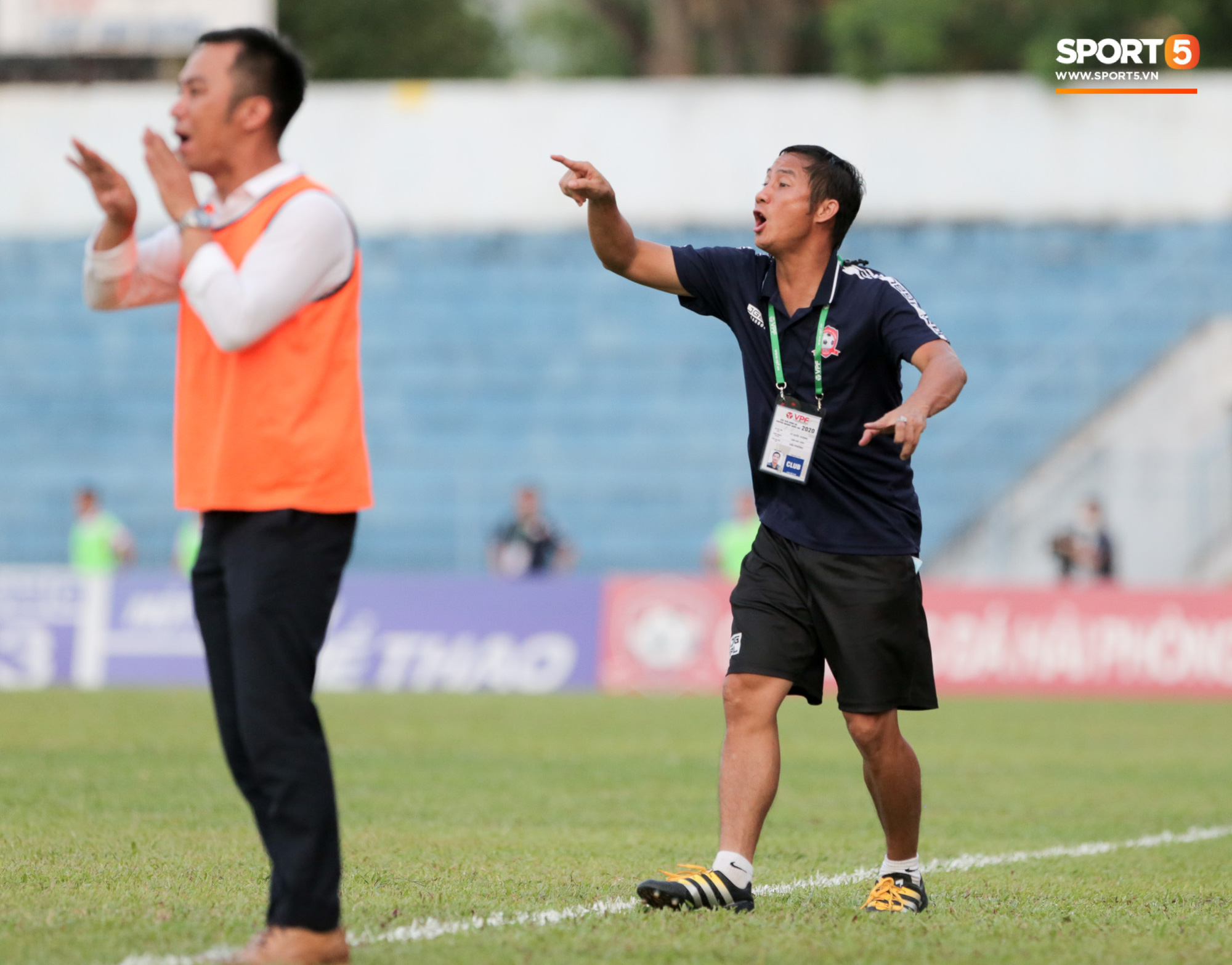 Cựu tuyển thủ Việt Nam xui học trò gây áp lực với trọng tài để đối thủ nhận thẻ phạt - Ảnh 3.