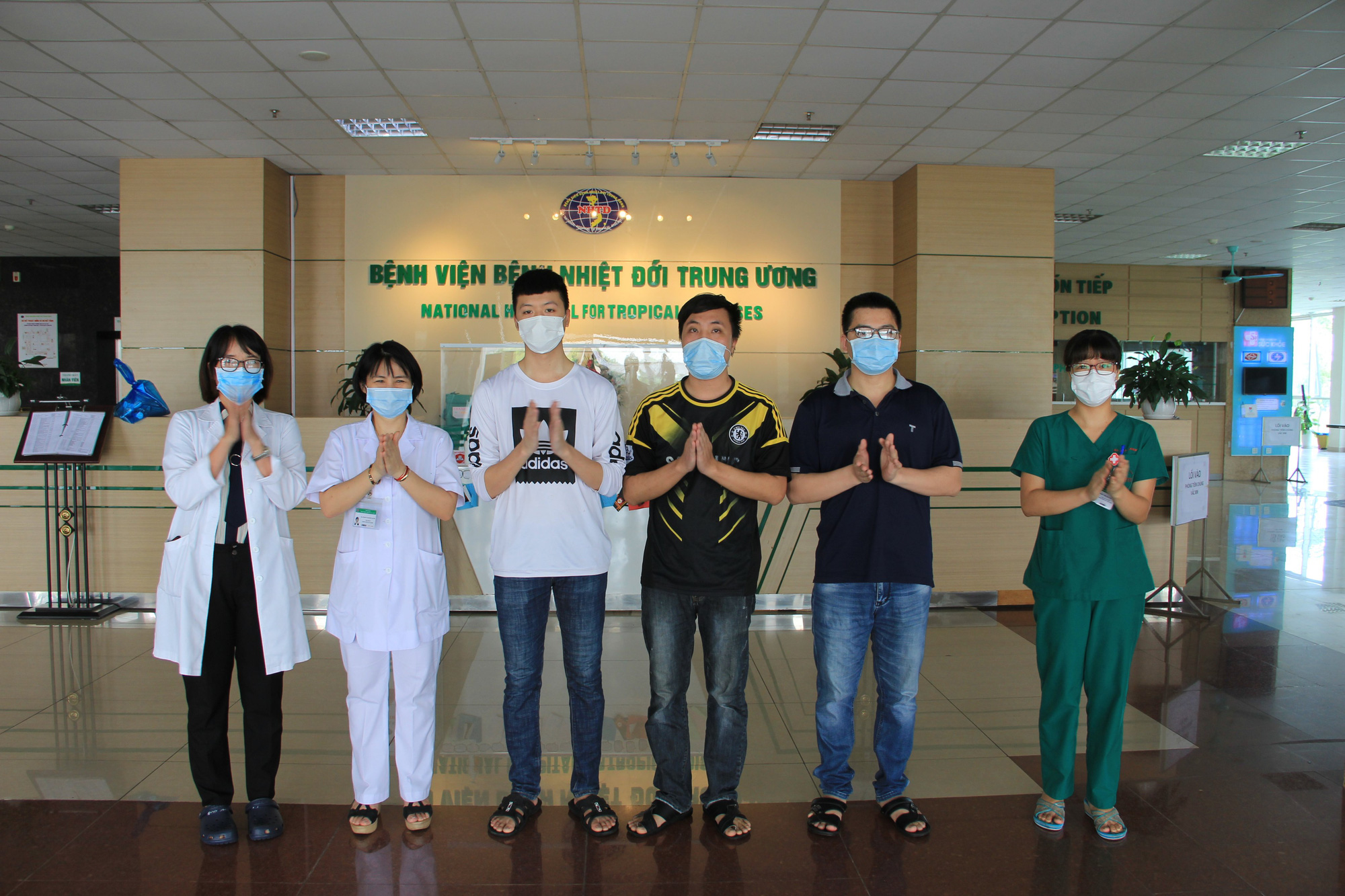 Việt Nam đã chữa khỏi 305 bệnh nhân Covid-19, chỉ còn 23 trường hợp đang được điều trị  - Ảnh 1.