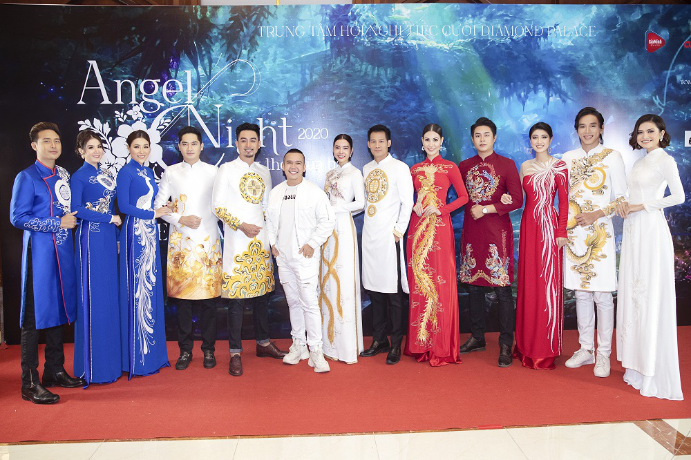 Kha Ly, Trương Quỳnh Anh mở đầu show diễn của NTK Minh Châu - Ảnh 1.