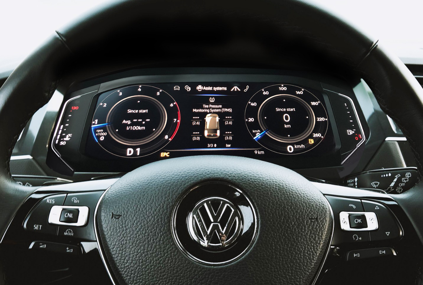 Volkswagen tặng 50% phí trước bạ cho Tiguan Allspace Luxury - Ảnh 1.