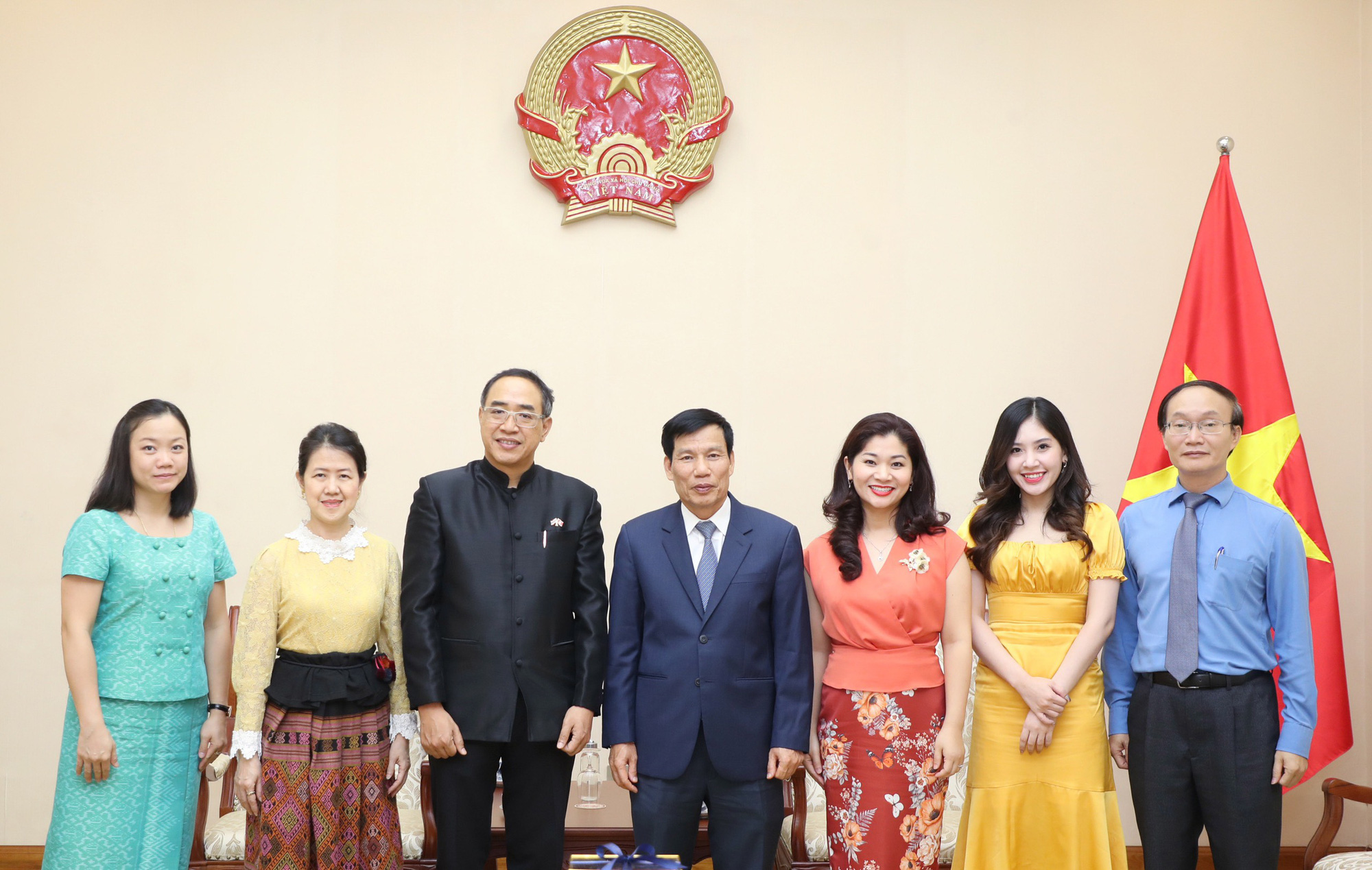 Bộ trưởng Nguyễn Ngọc Thiện tiếp và làm việc với Đại sứ Thái Lan tại Việt Nam - Ảnh 3.