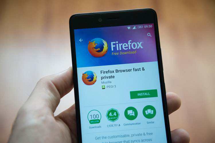 Firefox trên Android dính lỗi nghiêm trọng: vẫn bật camera ngay khi điện thoại đã khóa màn hình  - Ảnh 1.