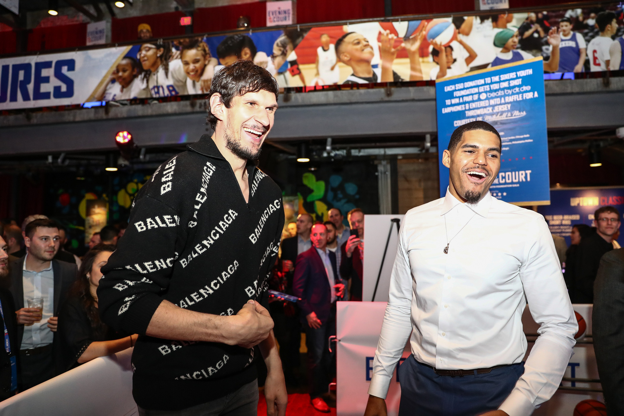 Sau nhiều ngày &quot;hờn dỗi&quot;, Tobias Harris đã &quot;tha thứ&quot; cho Boban Marjanovic, chính thức trở lại cùng nhau - Ảnh 2.