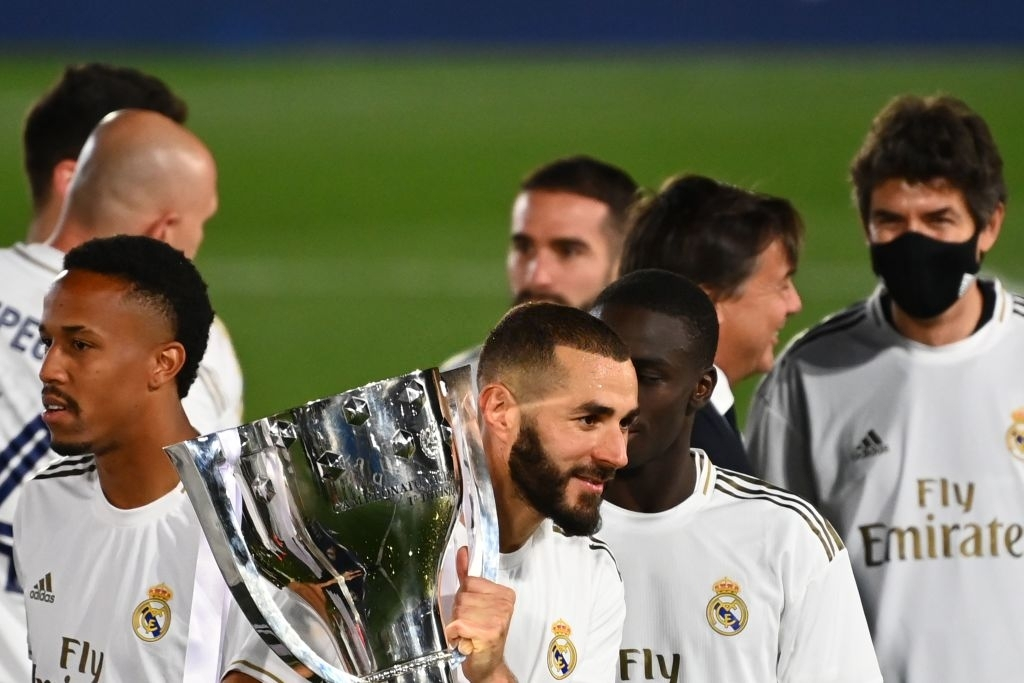 Karim Benzema: Khi “chú mèo” bắt đầu bỏ thói quen “nhác việc nhà” - Ảnh 3.