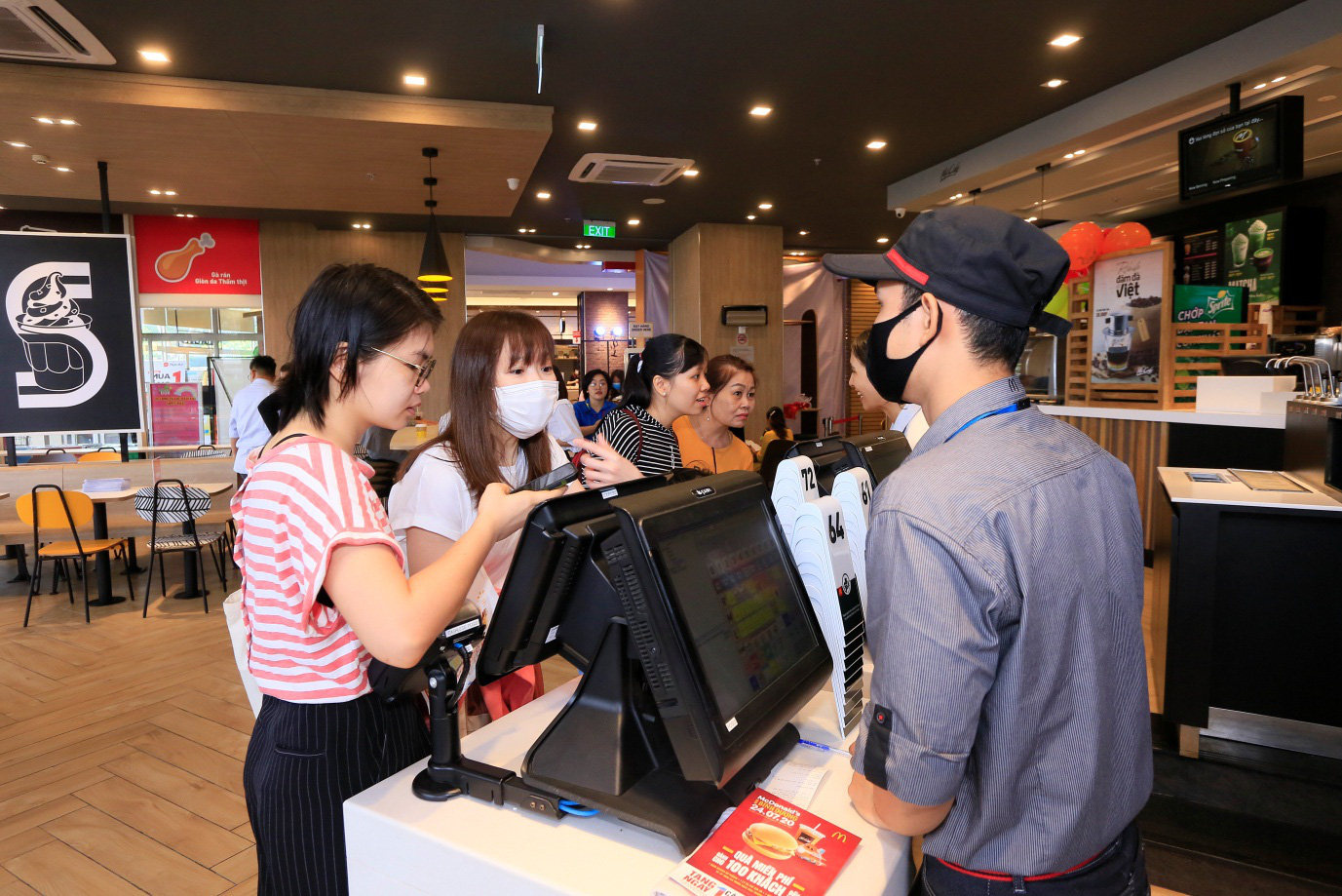 McDonald’s khai trương nhà hàng mới tại Aeon Mall Bình Dương - Ảnh 2.