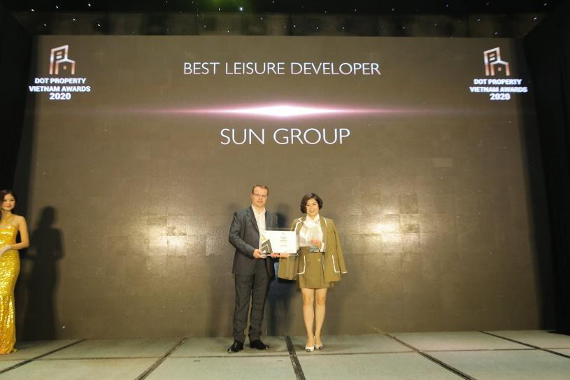 Sun Group được vinh danh “Nhà phát triển công trình vui chơi giải trí tốt nhất Việt Nam 2020” - Ảnh 1. Sun Group được vinh danh “Nhà phát triển công trình vui chơi giải trí tốt nhất Việt Nam 2020” - Ảnh 1.