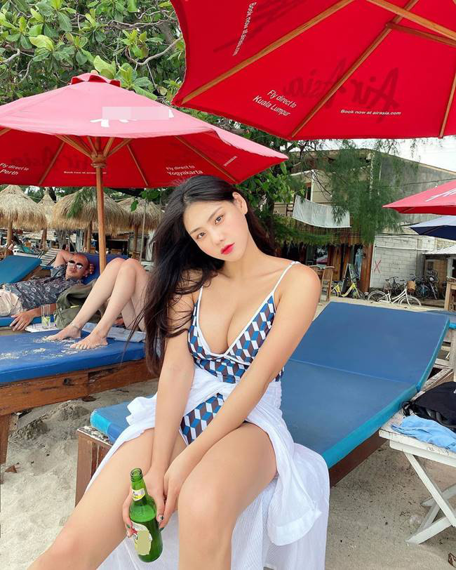 Sở hữu body bốc ná thở và vòng 1 phồn thực, hot girl vẫn được xếp vào hàng béo, lệch chuẩn nghiêm trọng vì lý do này - Ảnh 4.