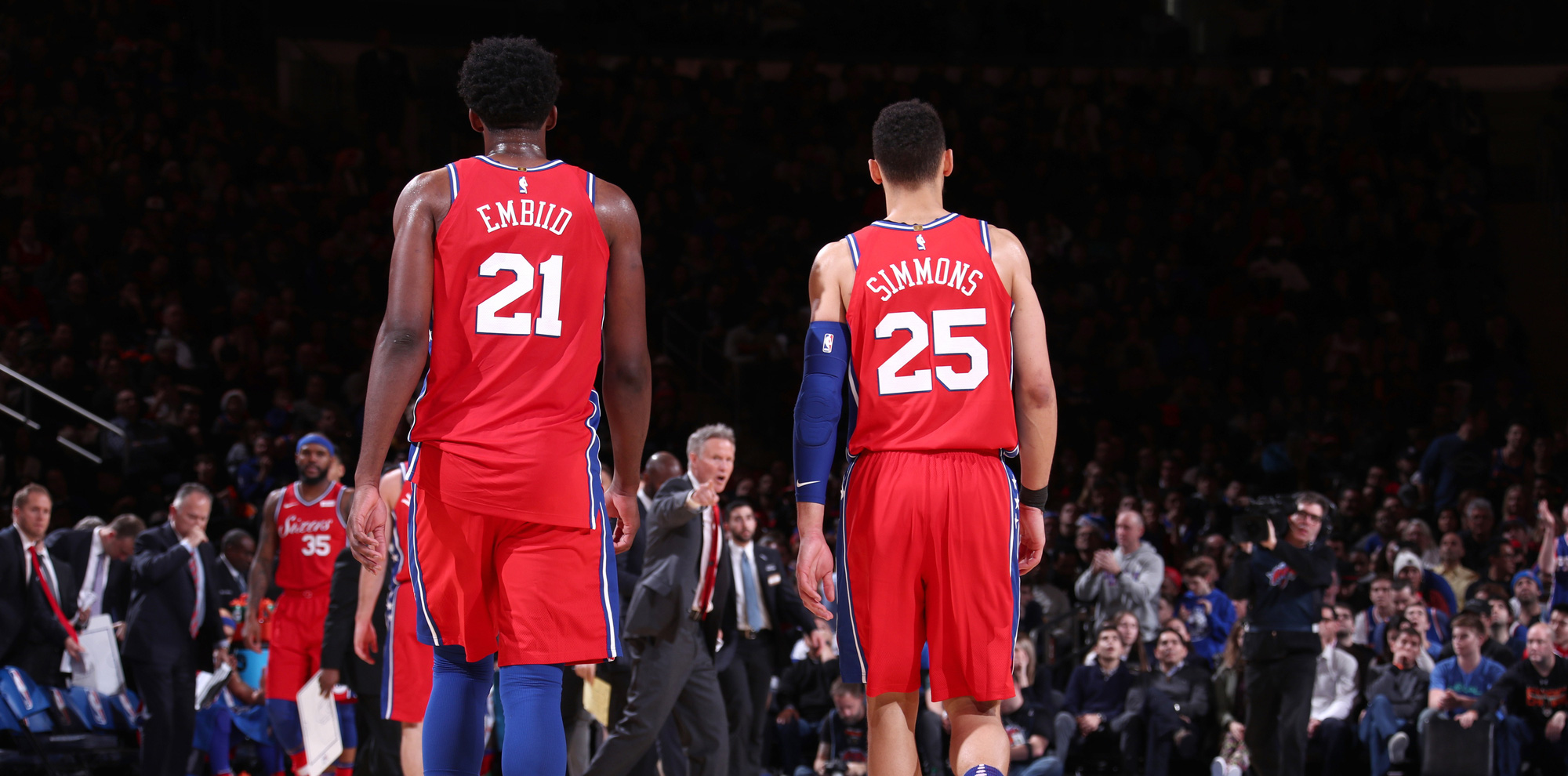 &quot;Đồng cam cộng khổ&quot; cùng nhau, sao bóng rổ Philadelphia 76ers khẳng định không muốn chia tay người bạn thân - Ảnh 2.