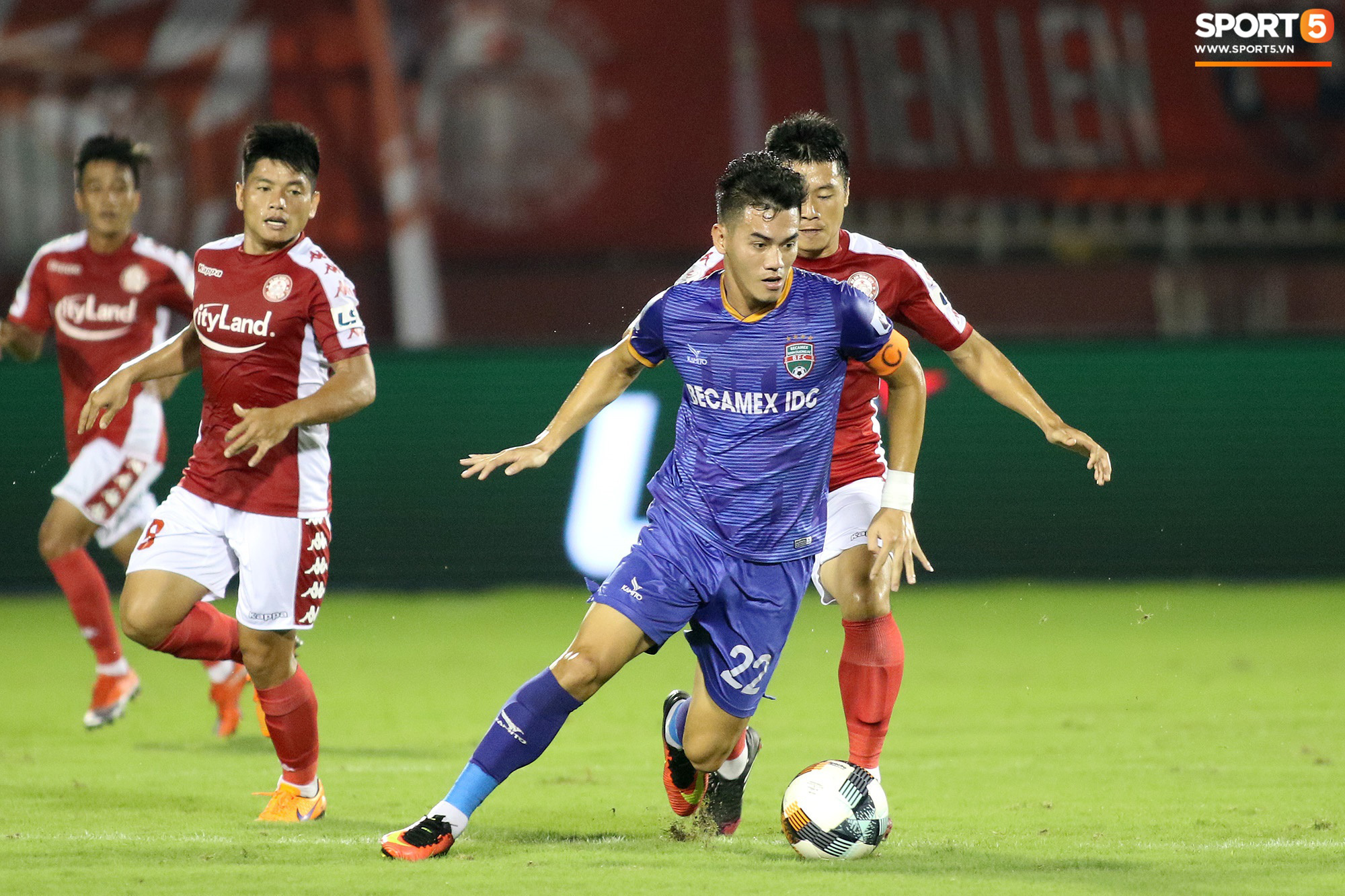 Tiến Linh trở thành cái tên đầu tiên của lứa U20 Việt Nam dự World Cup làm được điều chưa từng có ở V.League - Ảnh 2. Tiến Linh trở thành cái tên đầu tiên của lứa U20 Việt Nam dự World Cup làm được điều chưa từng có ở V.League - Ảnh 2.