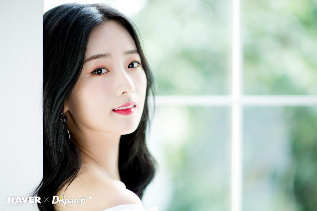 Nguồn tin thân cận bóc tính cách thật của cả dàn sao Hàn đình đám: Jisoo giống nữ chính phim thanh xuân vườn trường, anh cả BTS có tốt như lời đồn? - Ảnh 10. Nguồn tin thân cận bóc tính cách thật của cả dàn sao Hàn đình đám: Jisoo giống nữ chính phim thanh xuân vườn trường, anh cả BTS có tốt như lời đồn? - Ảnh 10.