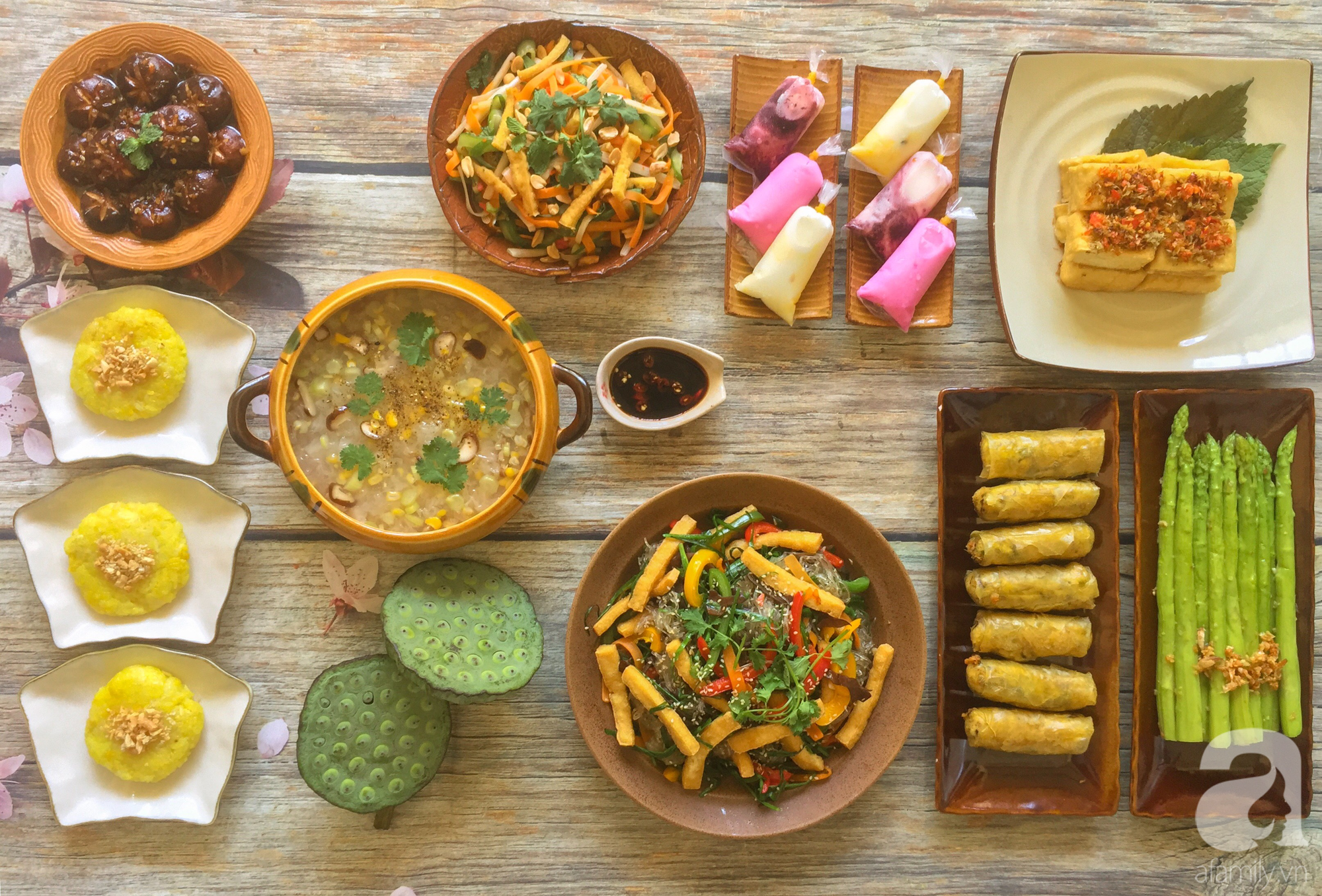 Tháng Vu Lan sắp về, mẹ đảm Sài Gòn chia sẻ mâm cơm chay 9 món đẳng cấp nhà hàng, chỉ nhìn thôi đã thấy quá hấp dẫn! - Ảnh 1. Tháng Vu Lan sắp về, mẹ đảm Sài Gòn chia sẻ mâm cơm chay 9 món đẳng cấp nhà hàng, chỉ nhìn thôi đã thấy quá hấp dẫn! - Ảnh 1.