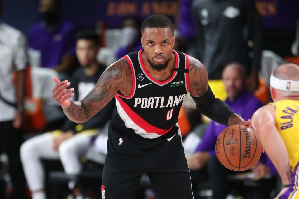 Los Angeles Lakers vứt đi phong độ hủy diệt của LeBron James với trận thua bạc nhược trước Portland Trail Blazers - Ảnh 2.