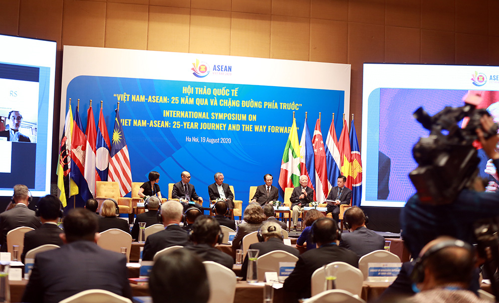 Củng cố năng lực tự cường, vai trò trung tâm và giá trị tồn tại của ASEAN - Ảnh 3.
