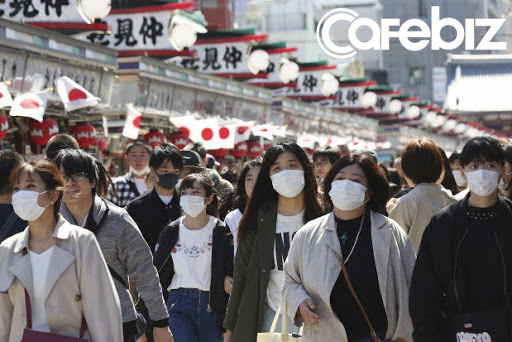 Bloomberg: Tự tin vào hệ thống y tế tốt, Nhật Bản đang chịu hậu quả từ làn sóng dịch COvid-19 thứ 2 - Ảnh 3.