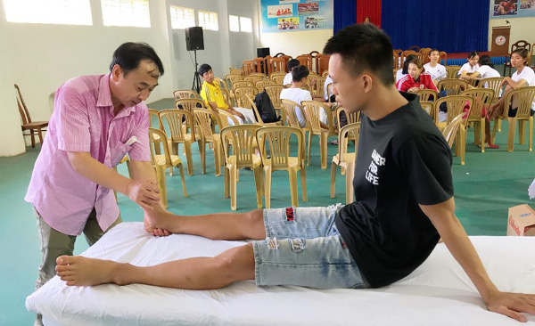 Công tác tập luyện, đảm bảo sức khỏe được nâng cao trong bối cảnh cấm trại vì dịch tại Trung Tâm HLTTQG Đà Nẵng - Ảnh 1.