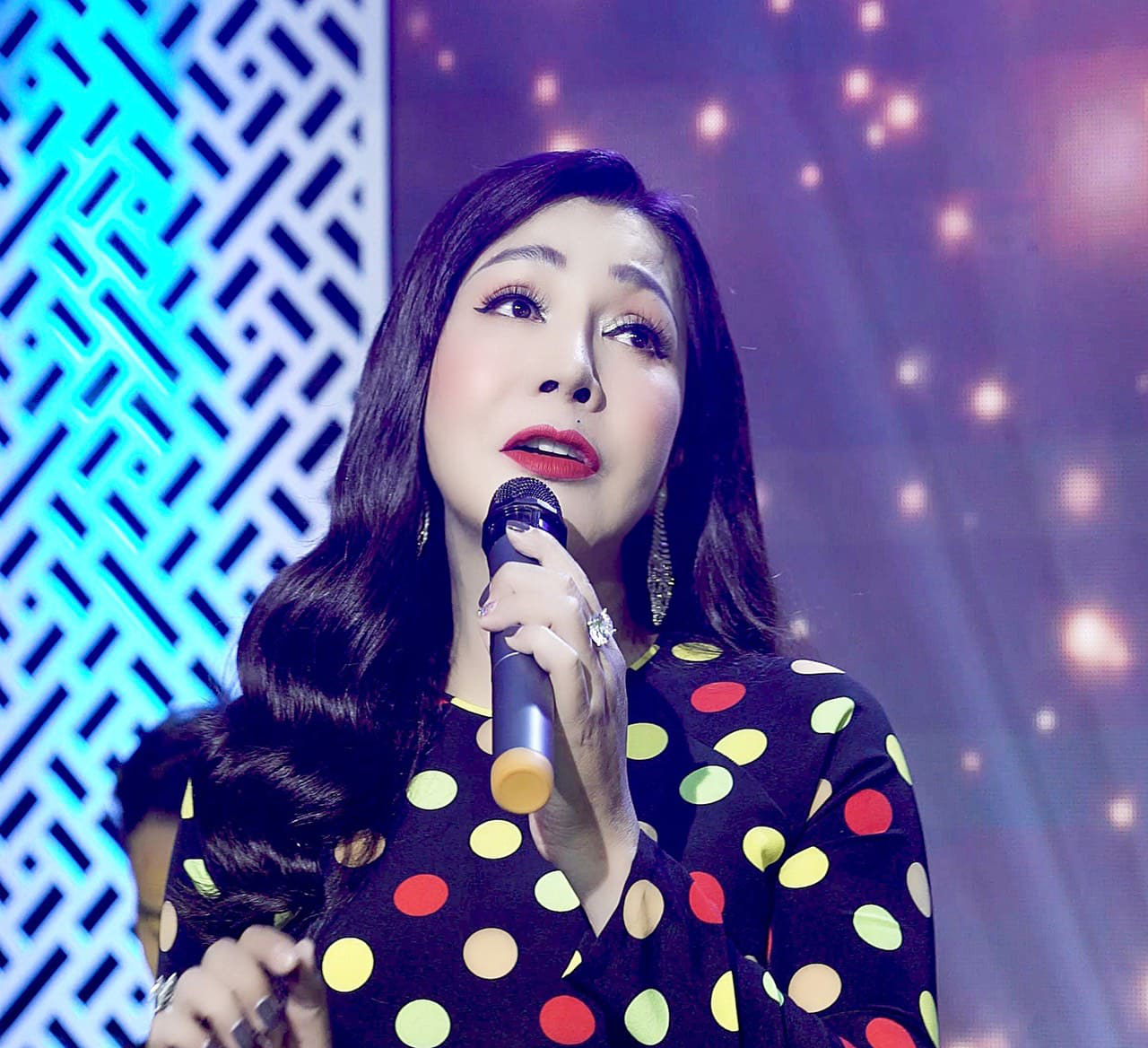 Cắn rứt câu nói của chồng cũ trước khi mất, ca sĩ Nguyễn Trang My: Giống như tôi bị quả báo - Ảnh 1.