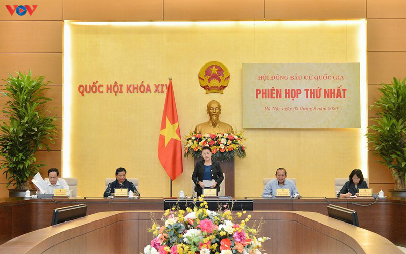 Chủ tịch Quốc hội chủ trì phiên họp thứ nhất Hội đồng Bầu cử Quốc gia - Ảnh 1.