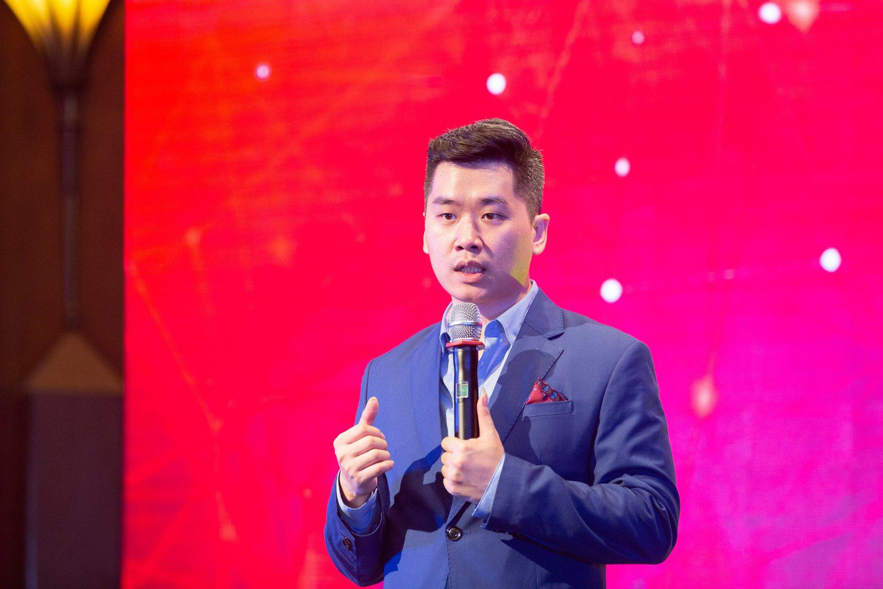Giám đốc SEONGON Mai Xuân Đạt kể về hai lần giật mình khi mua xe VinFast - Ảnh 1.