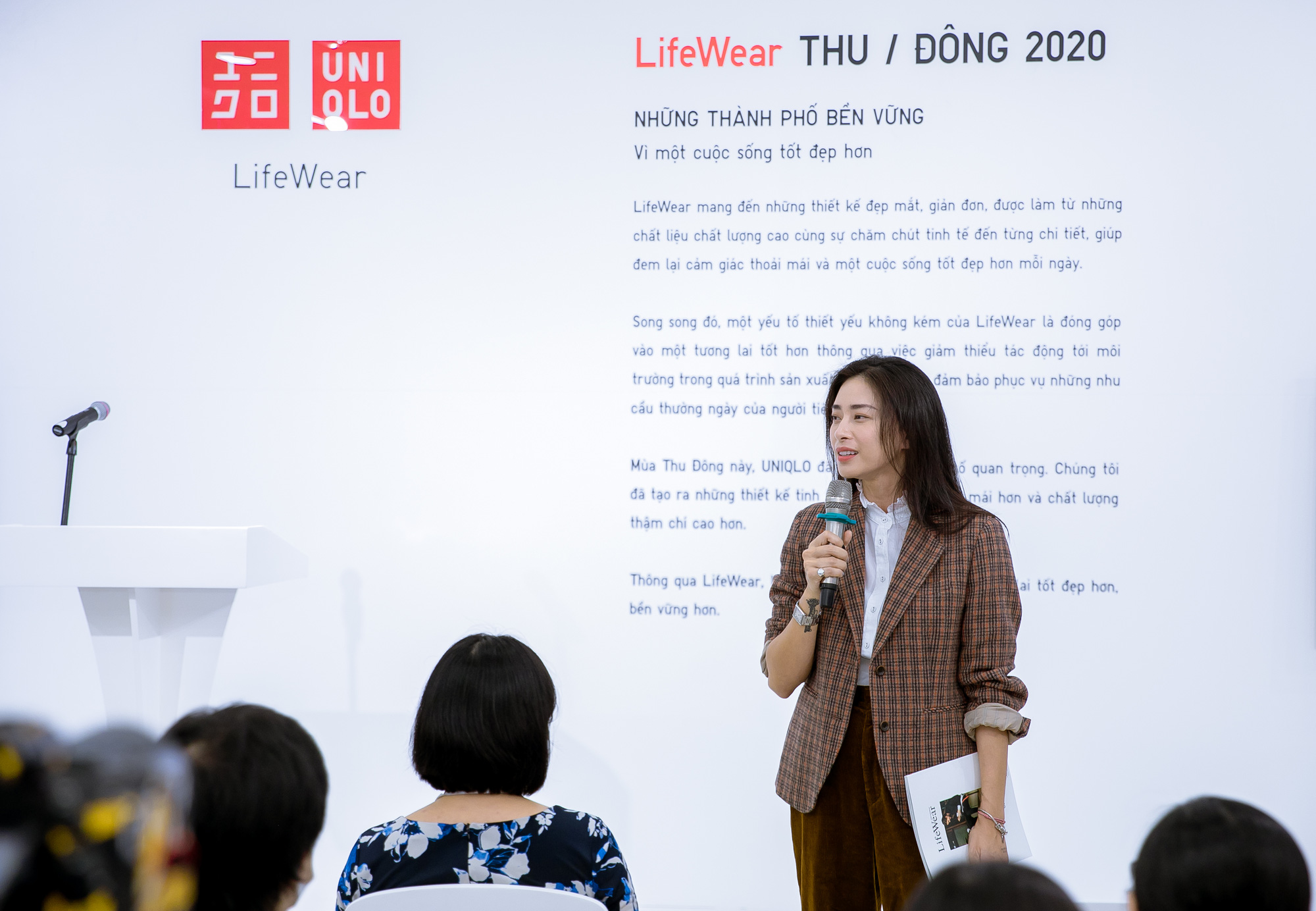Uniqlo Vietnam  Sự kiện Giới thiệu về LifeWear và BST Thu Đông 2020 là nơi  chia sẻ với khách hàng Việt Nam về triết lý cốt lõi LifeWear của UNIQLO  LifeWear