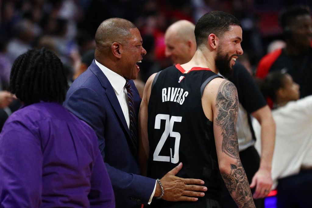 Doc Rivers, huấn luyện viên &quot;siêu nhọ&quot; với những lần bị &quot;lật kèo&quot; đi vào lịch sử NBA Playoffs - Ảnh 1.