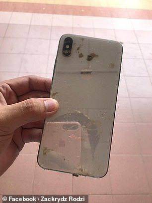 Tìm thấy iPhone mất tích, khổ chủ chỉ biết dở khóc dở cười với ảnh tự sướng của &quot;kẻ trộm&quot; - Ảnh 1.