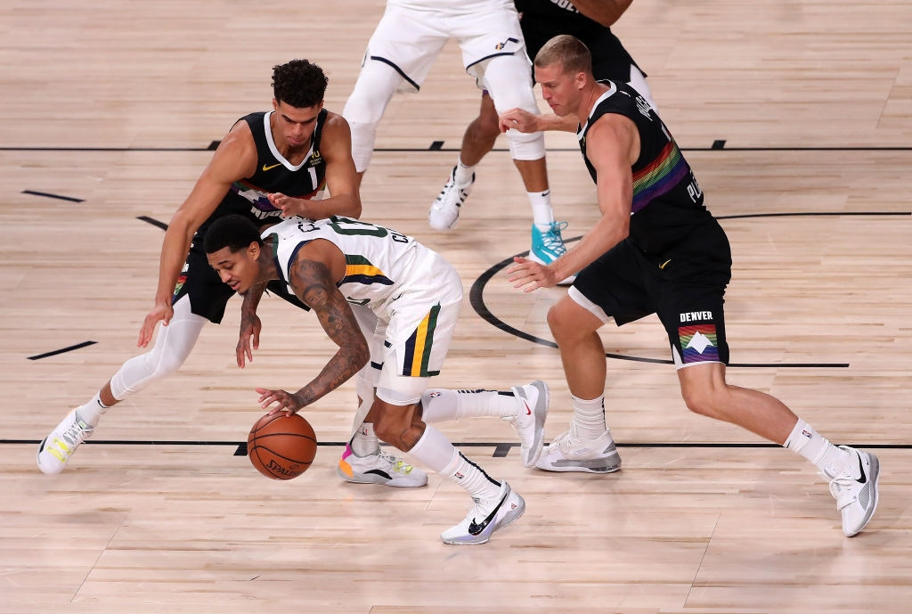 Đạp vào &quot;vết xe đổ&quot; của Golden State Warriors, Utah Jazz chia tay Playoffs sau khi dẫn trước 3-1 - Ảnh 2.