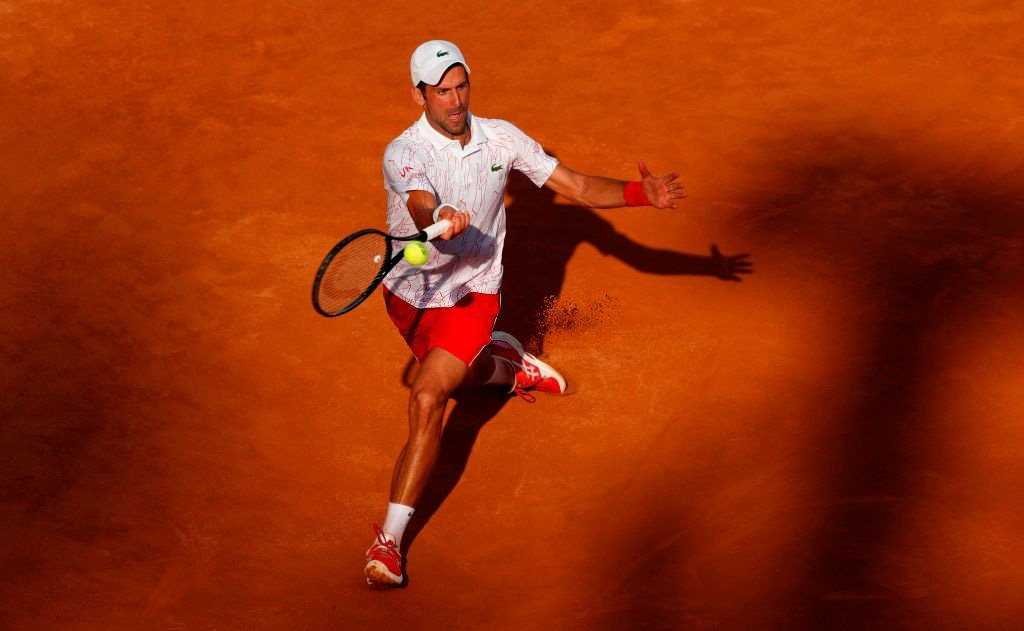 Chỉ còn đúng 1 chiến thắng nữa, Djokovic chính thức vượt kỷ lục vô địch của Nadal - Ảnh 2.