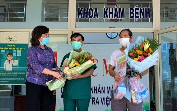 Bệnh nhân Covid-19 cuối cùng ở Đà Nẵng khỏi bệnh và xuất viện - Ảnh 2.