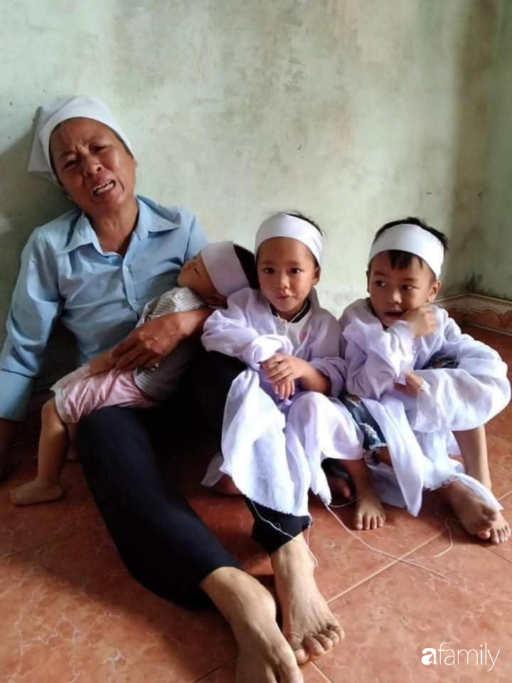 Vụ chồng ghen tuông hoang tưởng đâm vợ tử vong ở Nghệ An: Nhói lòng cảnh 3 đứa con thơ khát sữa, gào khóc đòi mẹ - Ảnh 3.