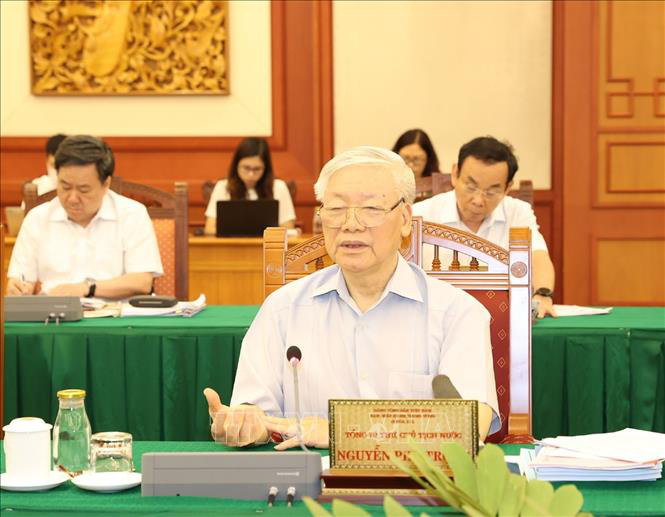 Bộ Chính trị làm việc với Ban Thường vụ Thành ủy Thành phố Hồ Chí Minh - Ảnh 1.