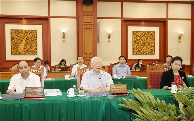 Bộ Chính trị làm việc với Ban Thường vụ Thành ủy Thành phố Hồ Chí Minh - Ảnh 4.