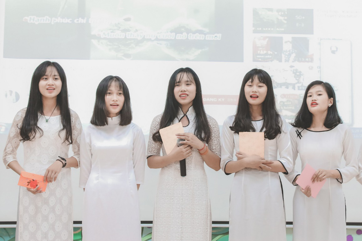 Cô học trò đặc biệt và ước mơ xây mái ấm cho trẻ em nghèo - Ảnh 2. Cô học trò đặc biệt và ước mơ xây mái ấm cho trẻ em nghèo - Ảnh 2.