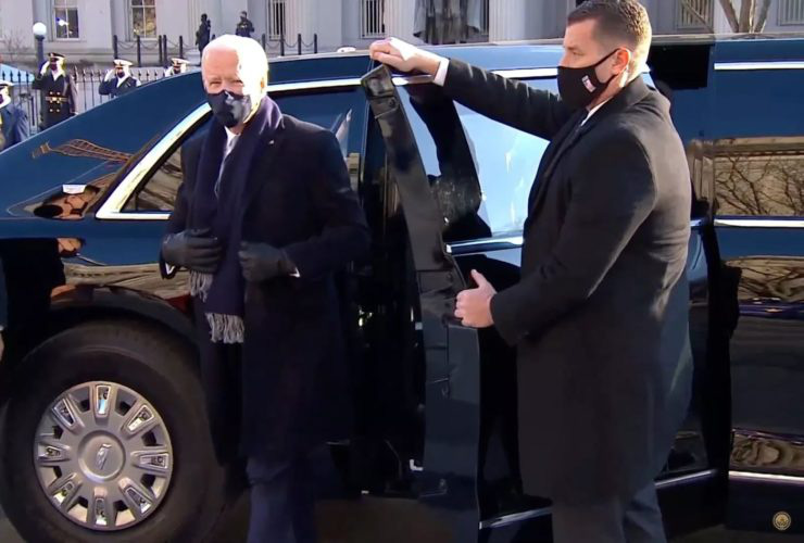 Joe Biden thay đổi chi tiết đầu tiên trên quái thú Cadillac - Ảnh 4.