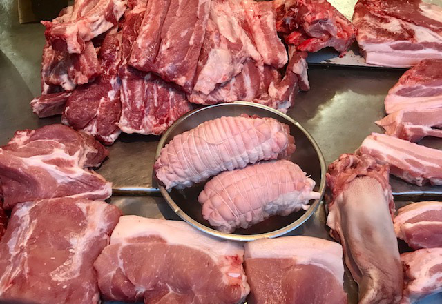 Thủ tướng yêu cầu triển khai các biện pháp nhằm bình ổn giá thịt lợn dịp cận Tết  - Ảnh 1.