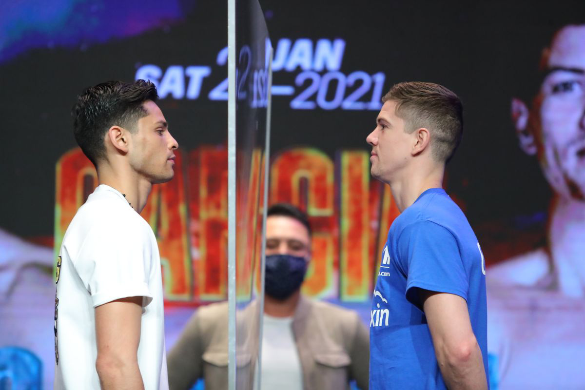 Tài năng trẻ Ryan Garcia vượt khó đánh bại HCV Olympic Luke Campbell, giành về chiếc đai WBC thế giới - Ảnh 1.