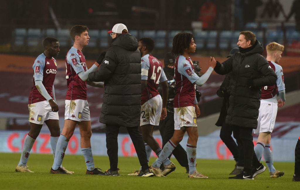 Liverpool thắng đậm Aston Villa vắng toàn bộ đội hình một - Ảnh 9.