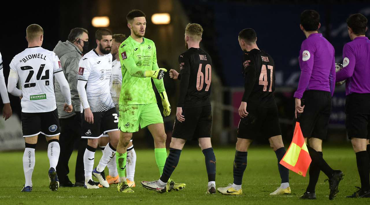 Thắng dễ đối thủ đang chơi ở Championship, Man City lọt vào tứ kết FA Cup - Ảnh 7.