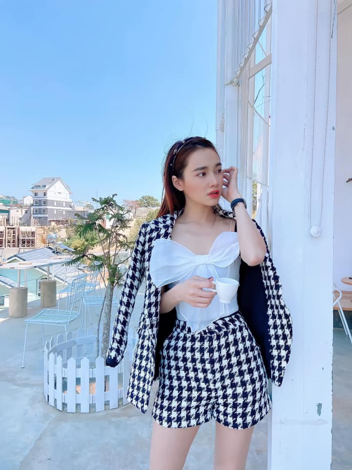 Nhã Phương than phải ép cân vì được ông xã tẩm bổ quá nhiều mùa Tết, netizen nói gì mà cô đổi status ngay? - Ảnh 4.