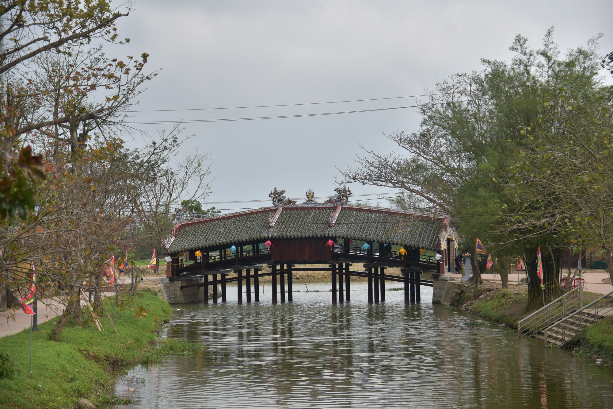Ảnh chụp Cầu Vàng Đà Nẵng chiến thắng Giải thưởng Kiến trúc toàn cầu